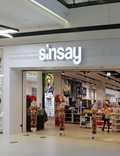 sukienka z odkrytymi plecami z Sinsay za 19 zł