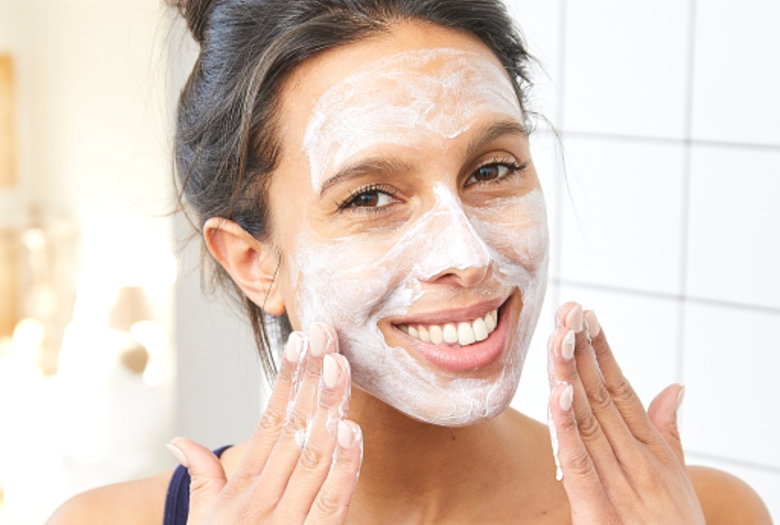 Cleanse & Polish Hot Cloth Cleanser