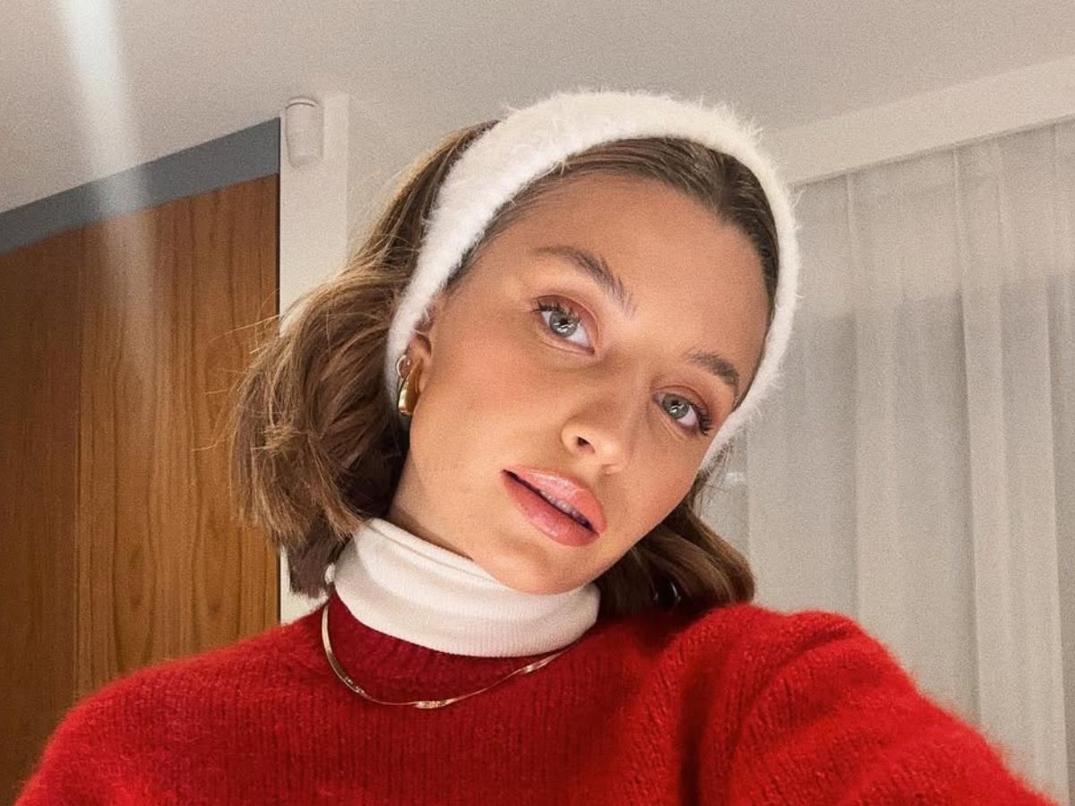 Julia Wieniawa w UGG Tazz Braid