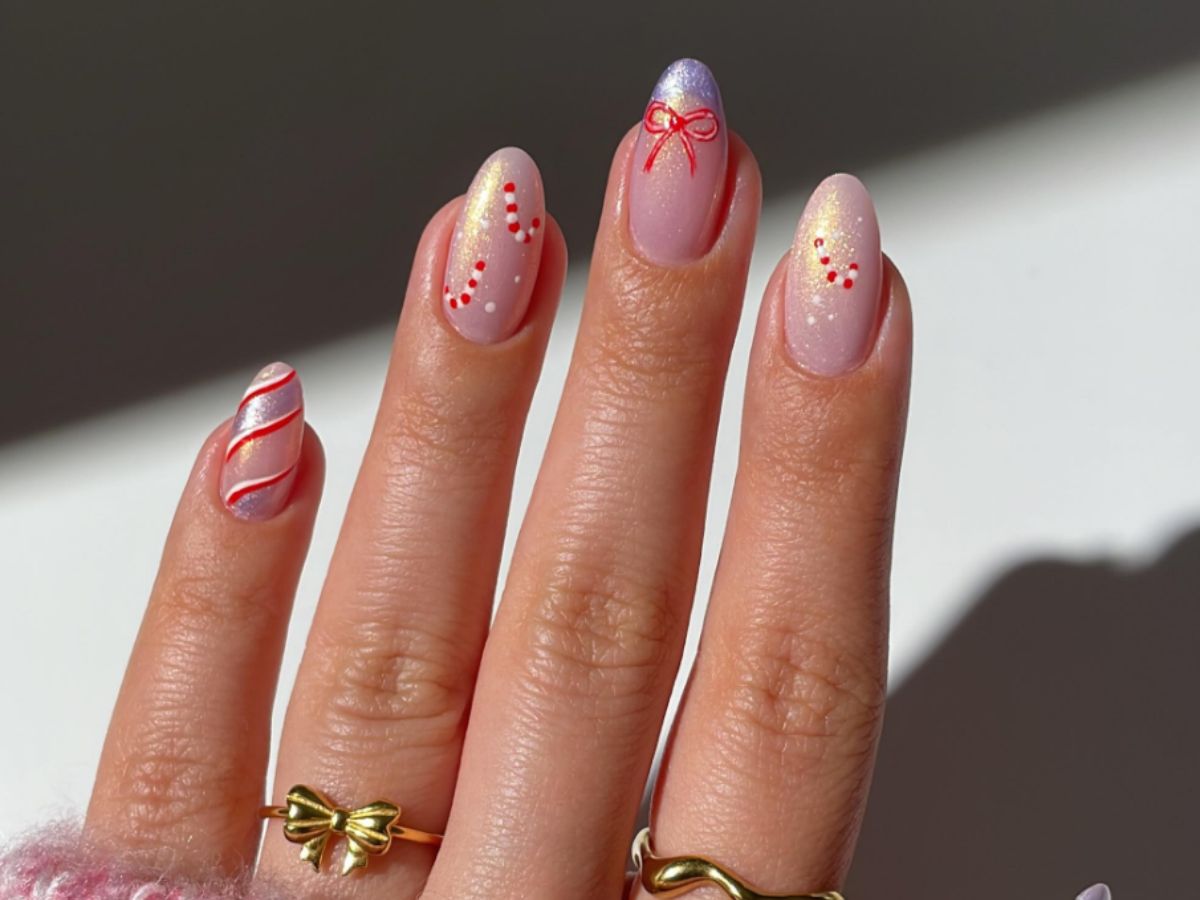 candy cane nails (2)