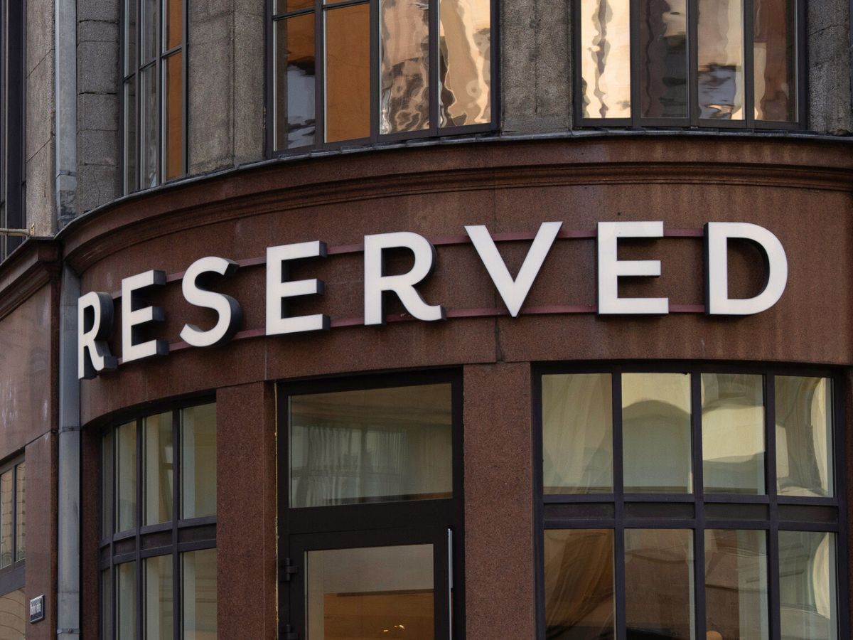 czekoladowy dres damski z Reserved