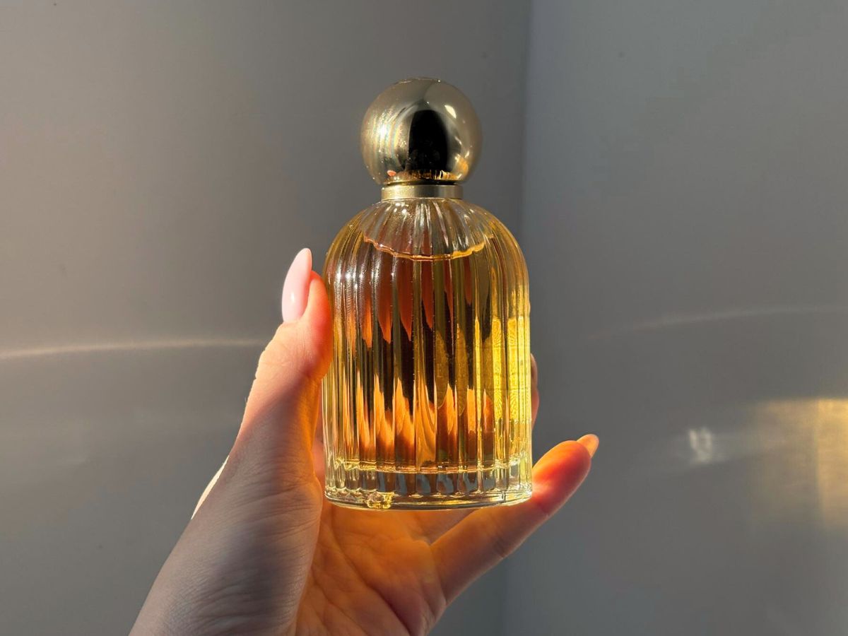 musujące perfumy z morelą