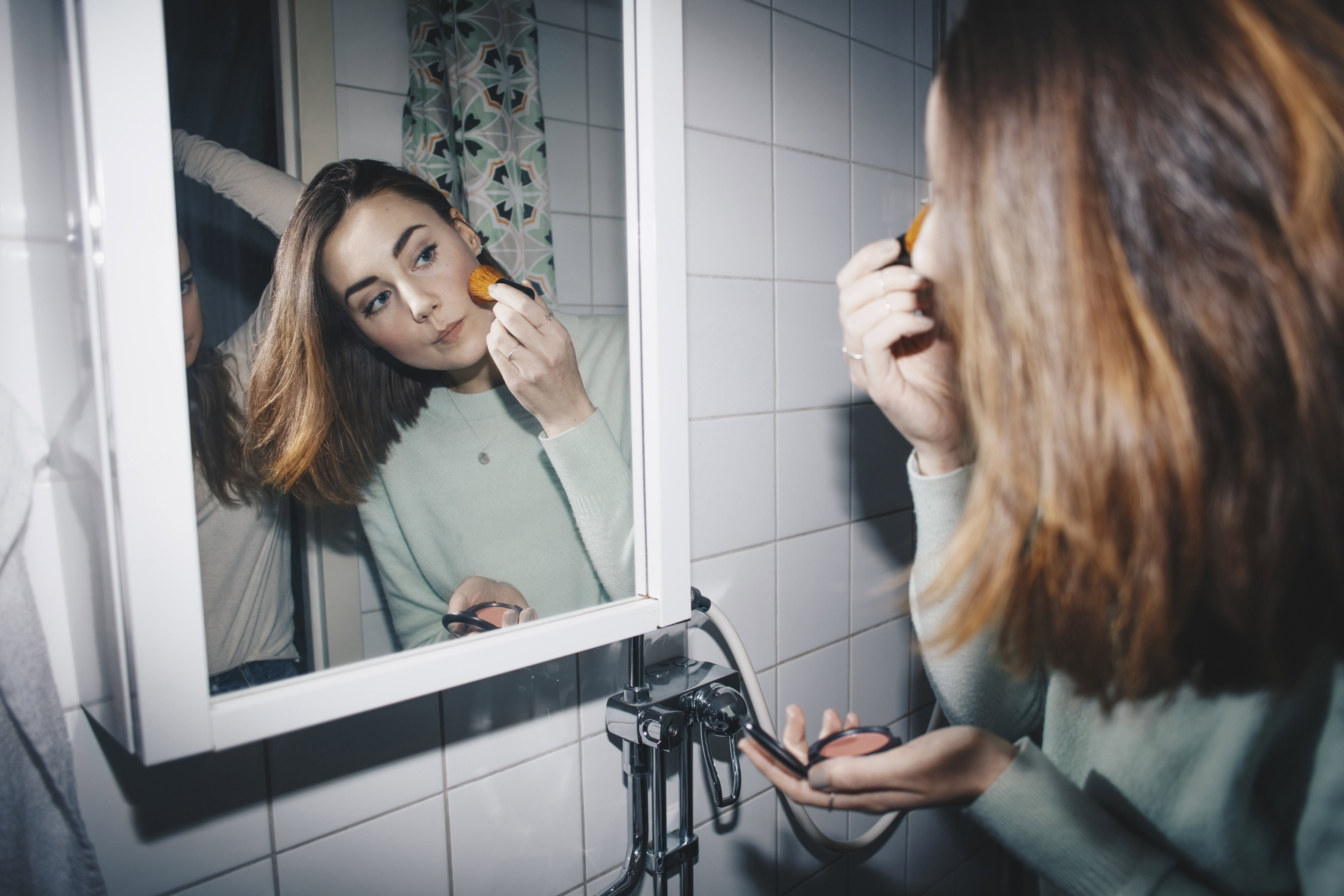 Mistletoe makeup