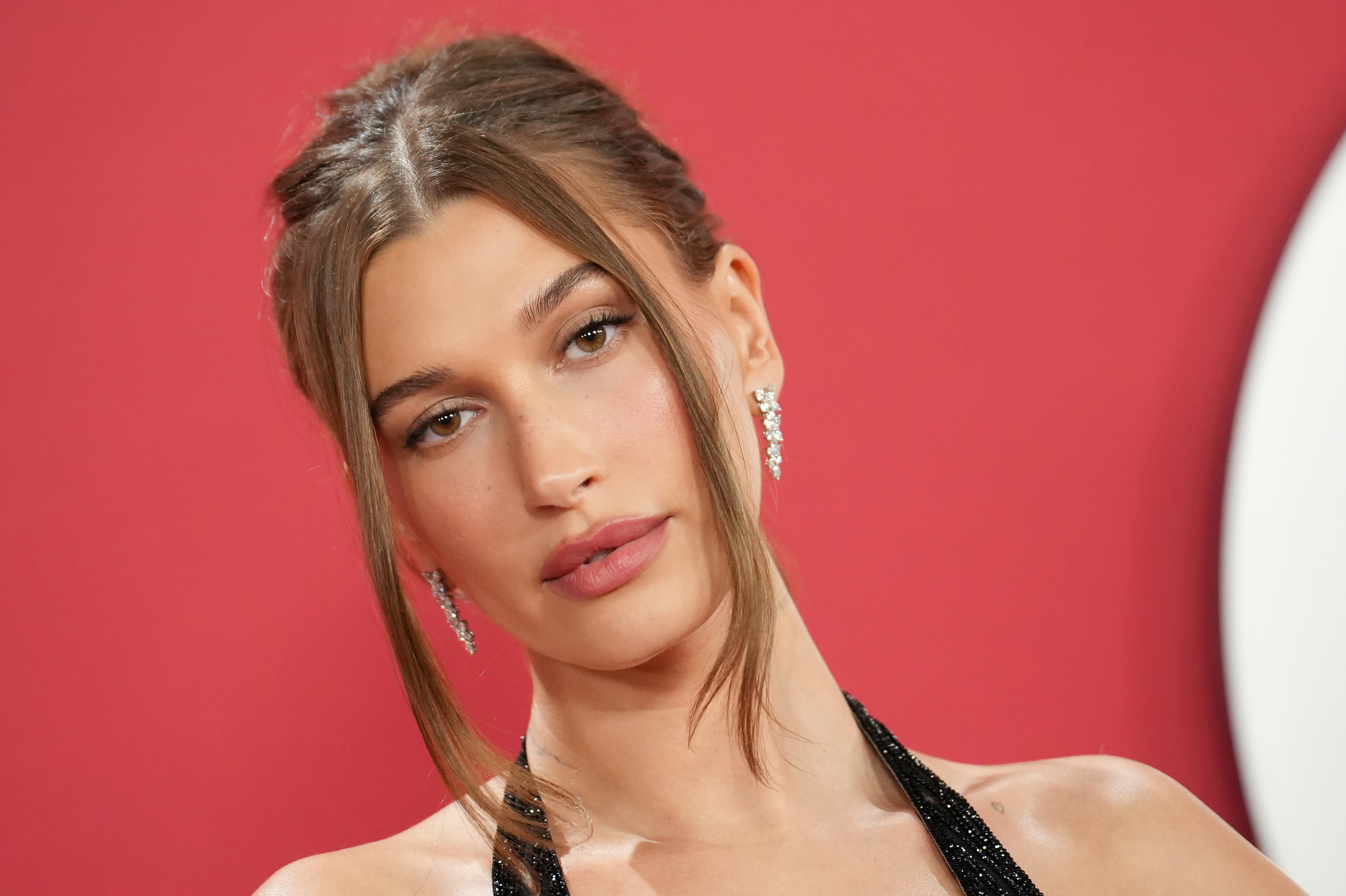 Hailey Bieber ma nową fryzurę na zimę 2026