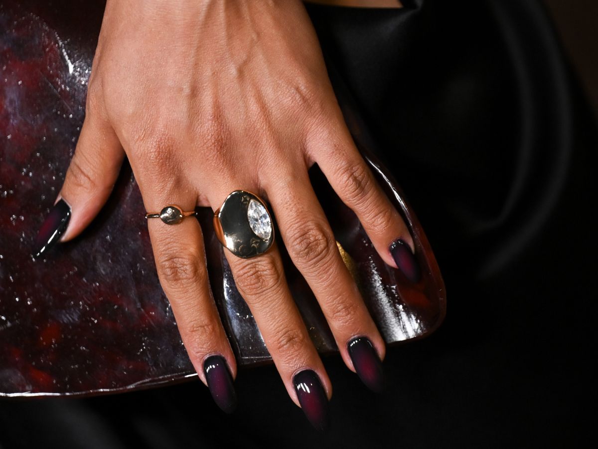 aura nails