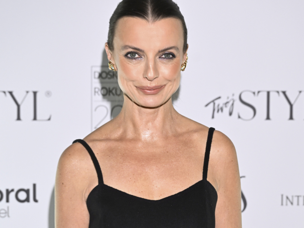 Kasia Sokołowska wie, jaki trend kochają Francuzki! Te spodnie to czysta elegancja
