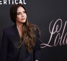 Victoria Beckham ujawnia swój sekret perfekcyjnych ust.