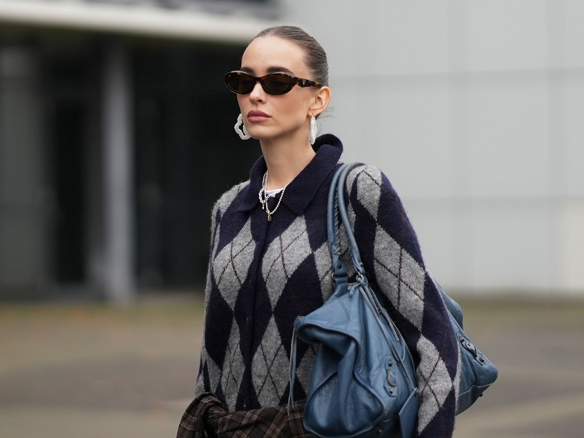 agrylowy sweter