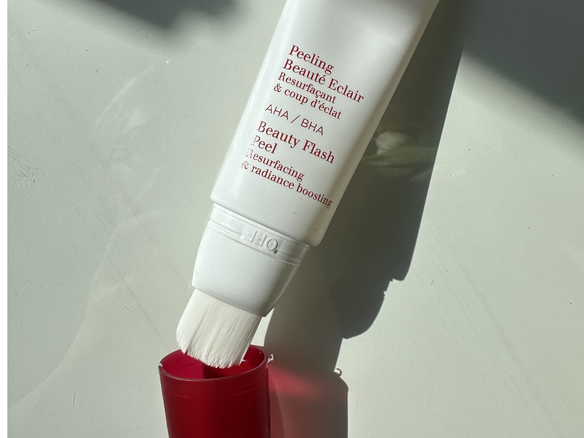 Nic tak nie rozjaśnia i wygładza skóry jak ten peeling w pędzelku