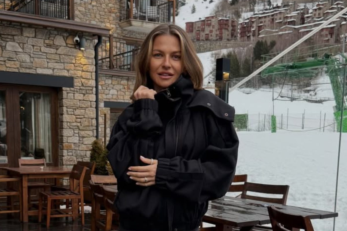 Anna Lewandowska w modnej kurtce na wiosnę