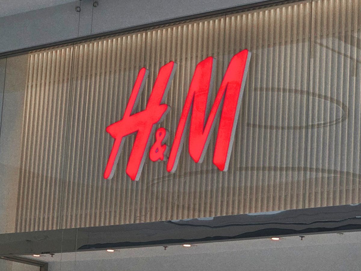 Idealna sukienka na lato. Modele z H&amp;M, Sinsay, Reserved, Bonprix i Medicine