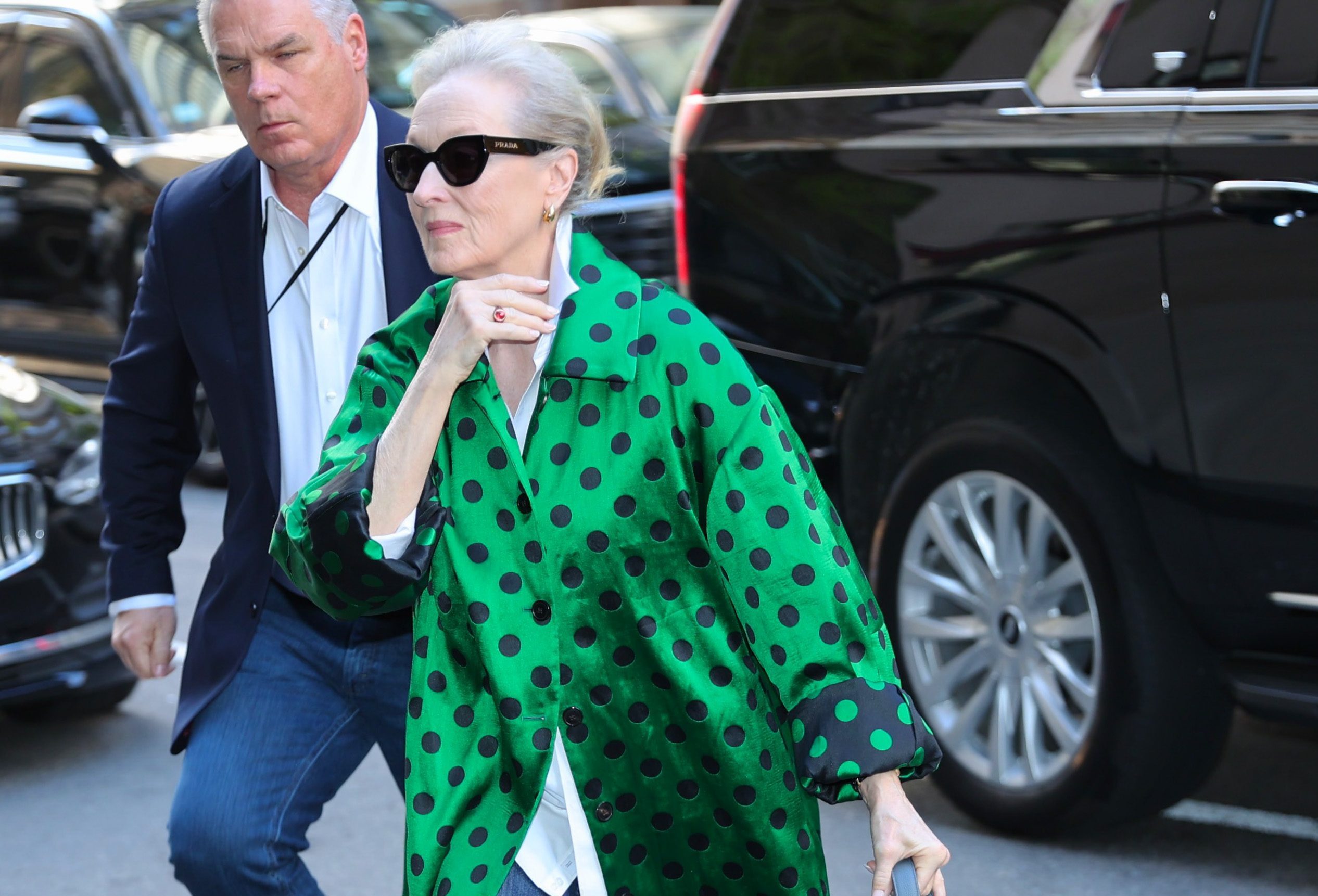 Meryl Streep w płaszczu w grochy