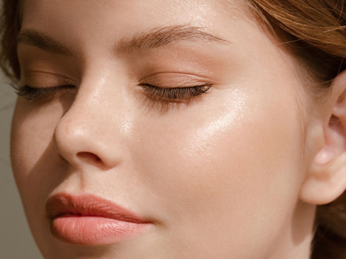 Ultralekki krem z SPF daje efekt jelly glow
