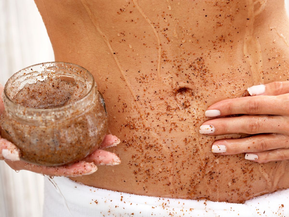 ajurwedyjski scrub z różową solą