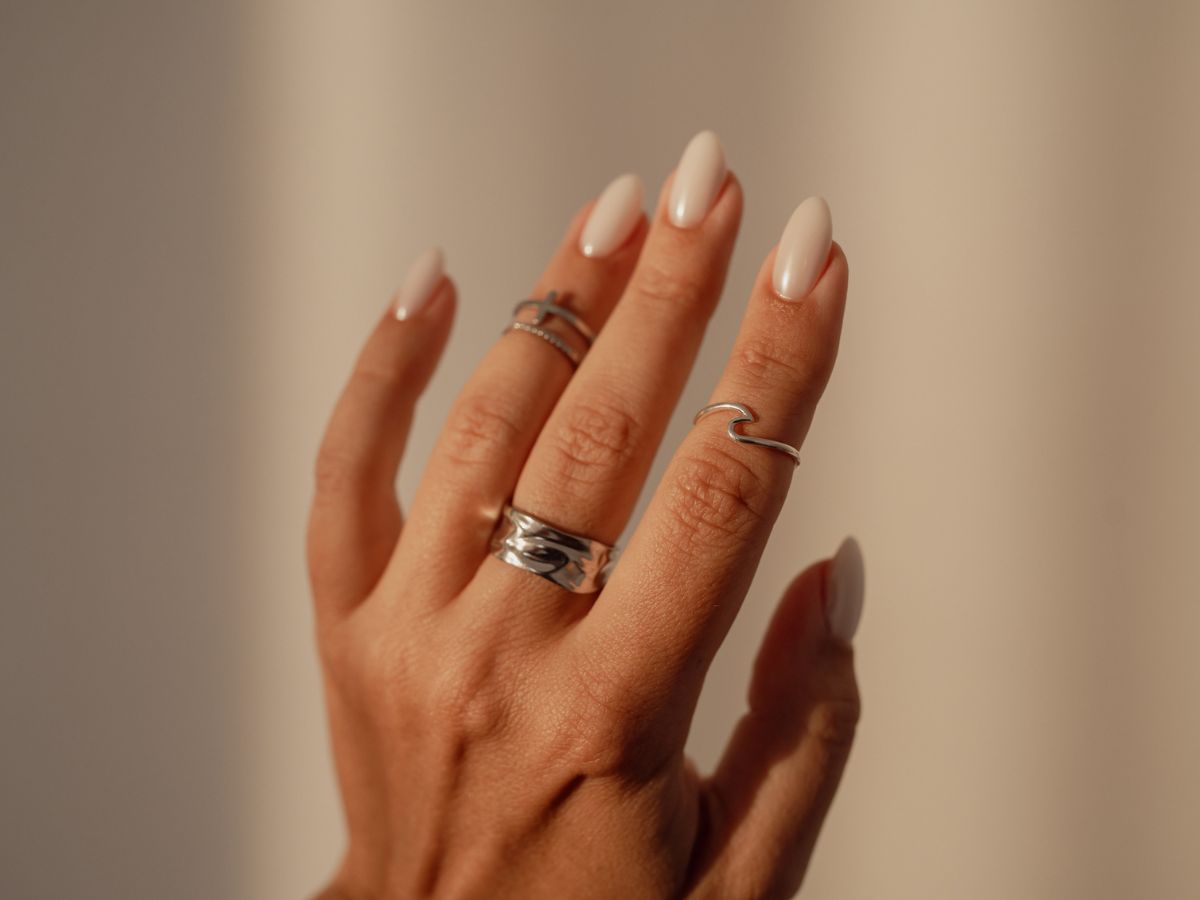 Minimalistki pokochały włoski manicure