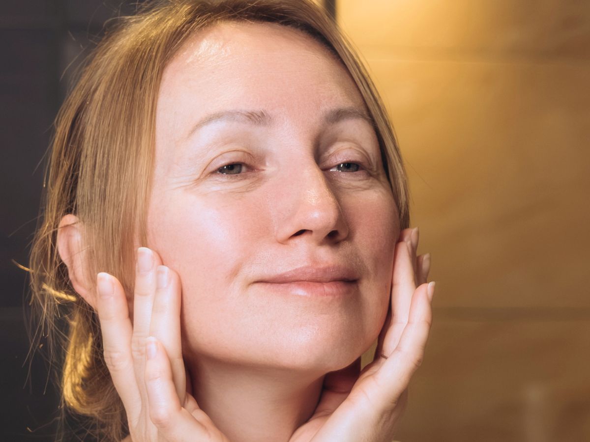 Ten polski krem wspiera cerę w okresie menopauzy