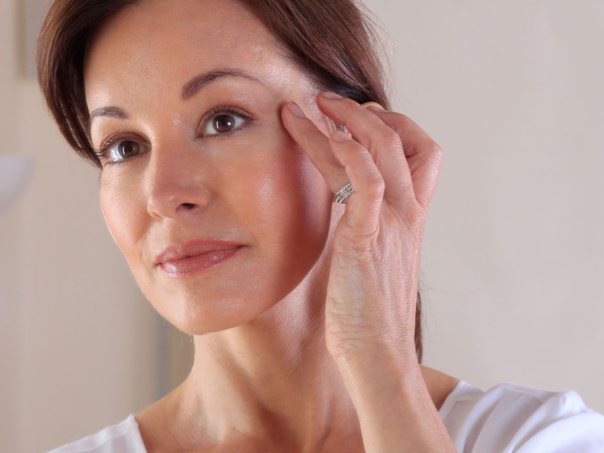 Cica Skin Super Serum – Nawilżenie, Regeneracja i Ujędrnianie Skóry