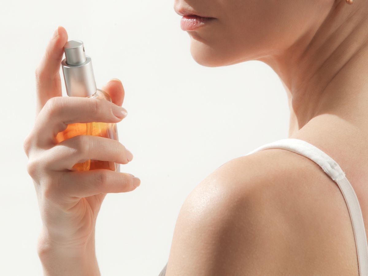 Perfumy z Rossmanna za 21 zł pachną jak Black Opium za 700 zł