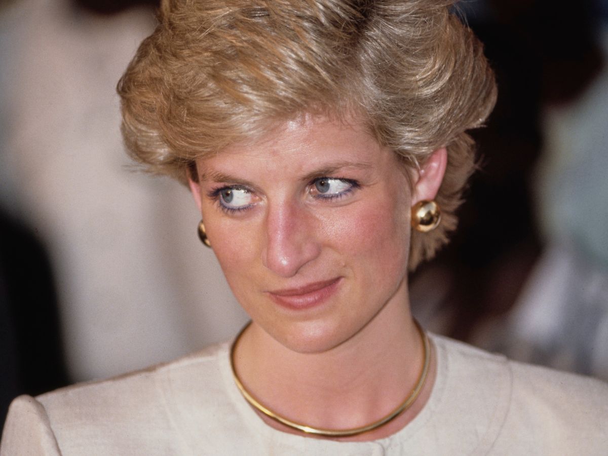 lady diana manicure