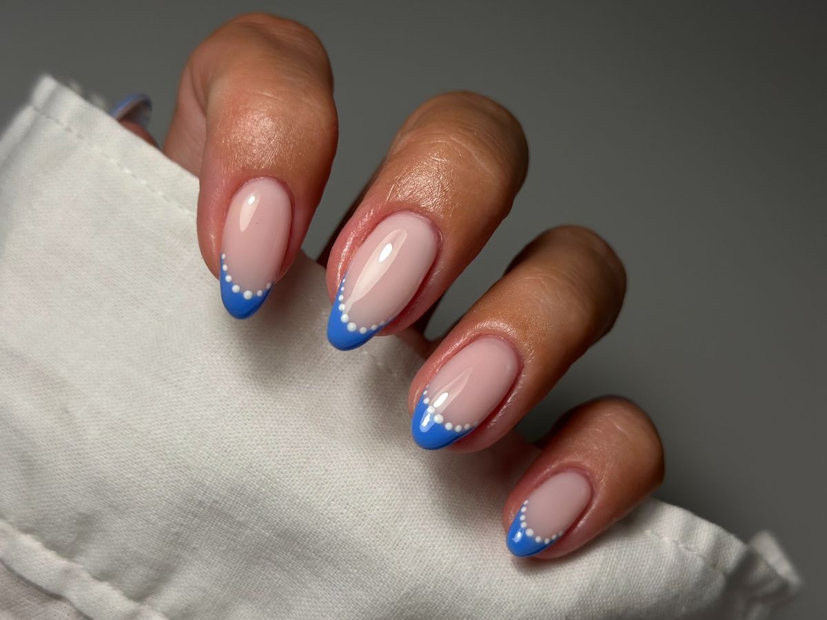 manicure sierpień 2026