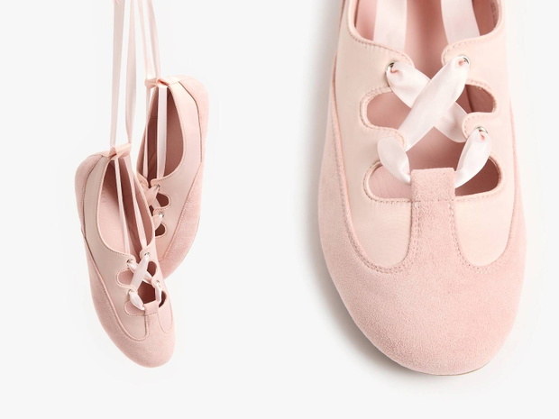 Sportowe baleriny z Mohito w stylu balletcore