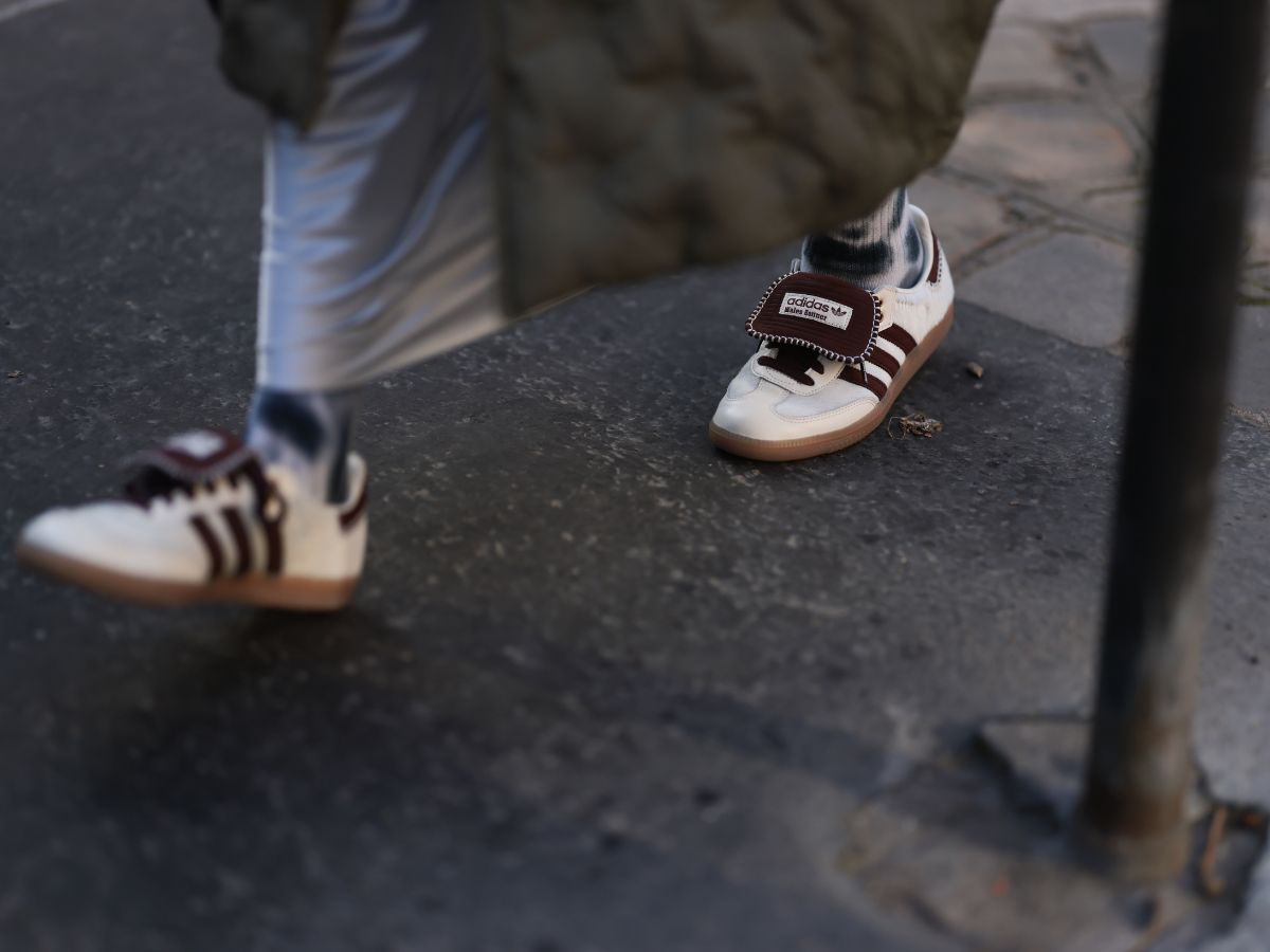 Adidas zrobił Samby à la Bambi w cętki jelonka