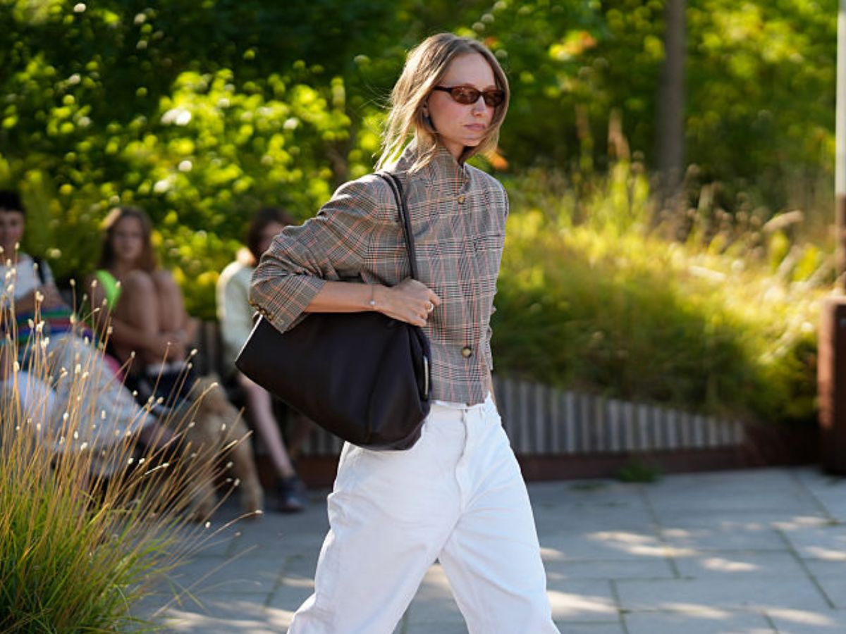 Lekka kurtka z Zary wygląda jak projekt Burberry za kilka tys. złotych