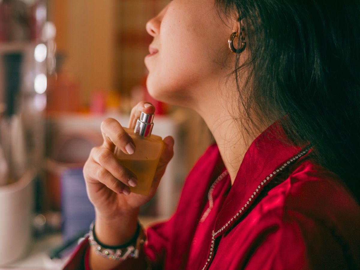 Nowość: perfumy otulają autr dostojną jak misterium