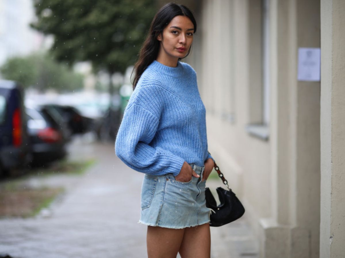 W H&amp;M kupisz mięciutki sweter w kolorze baby blue