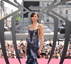 Zendaya gamine pixie