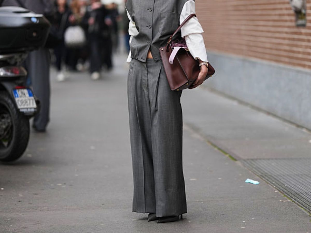 Eleganckie spodnie wide leg z 52% wiskozą z Sinsay