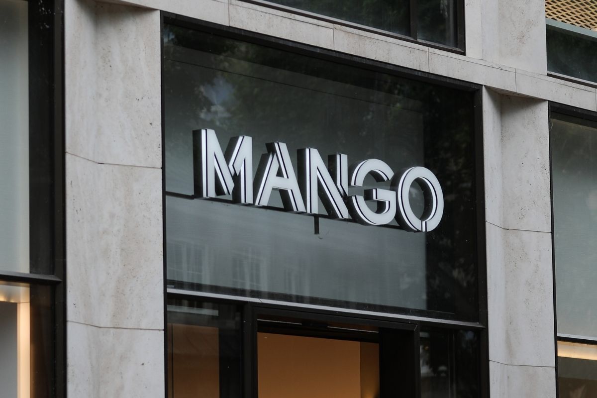 płaszcz cocoon z Mango