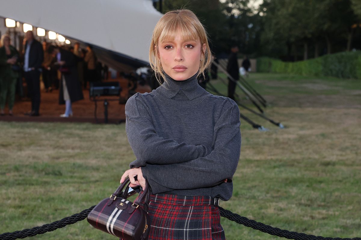 spódnica midi w kratę tartan