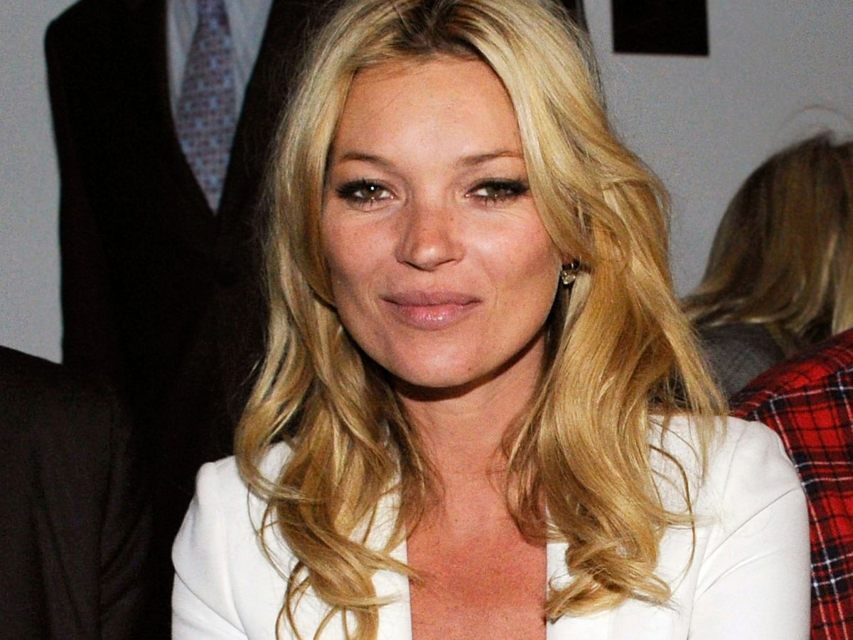 koszula w kratę w stylu Kate Moss