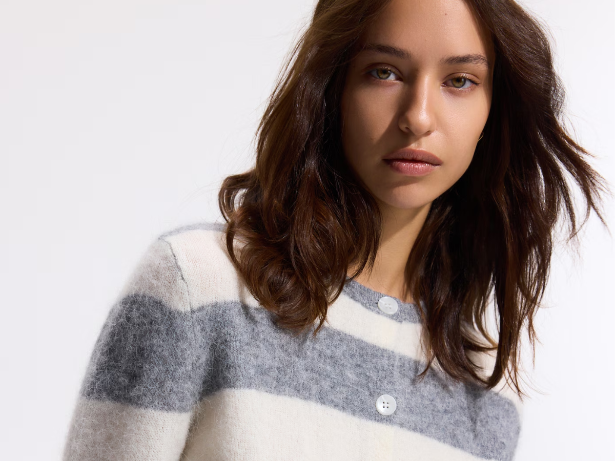 sweter w paski z wełną z Reserved