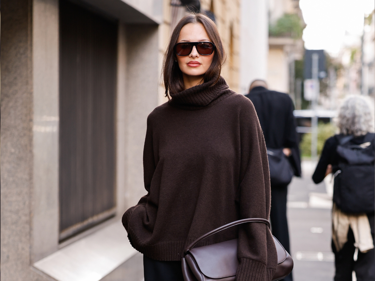 Sweter z wełną i modalem z Reserved w kolorze dark chocolate jest mięciutki i wygodny.