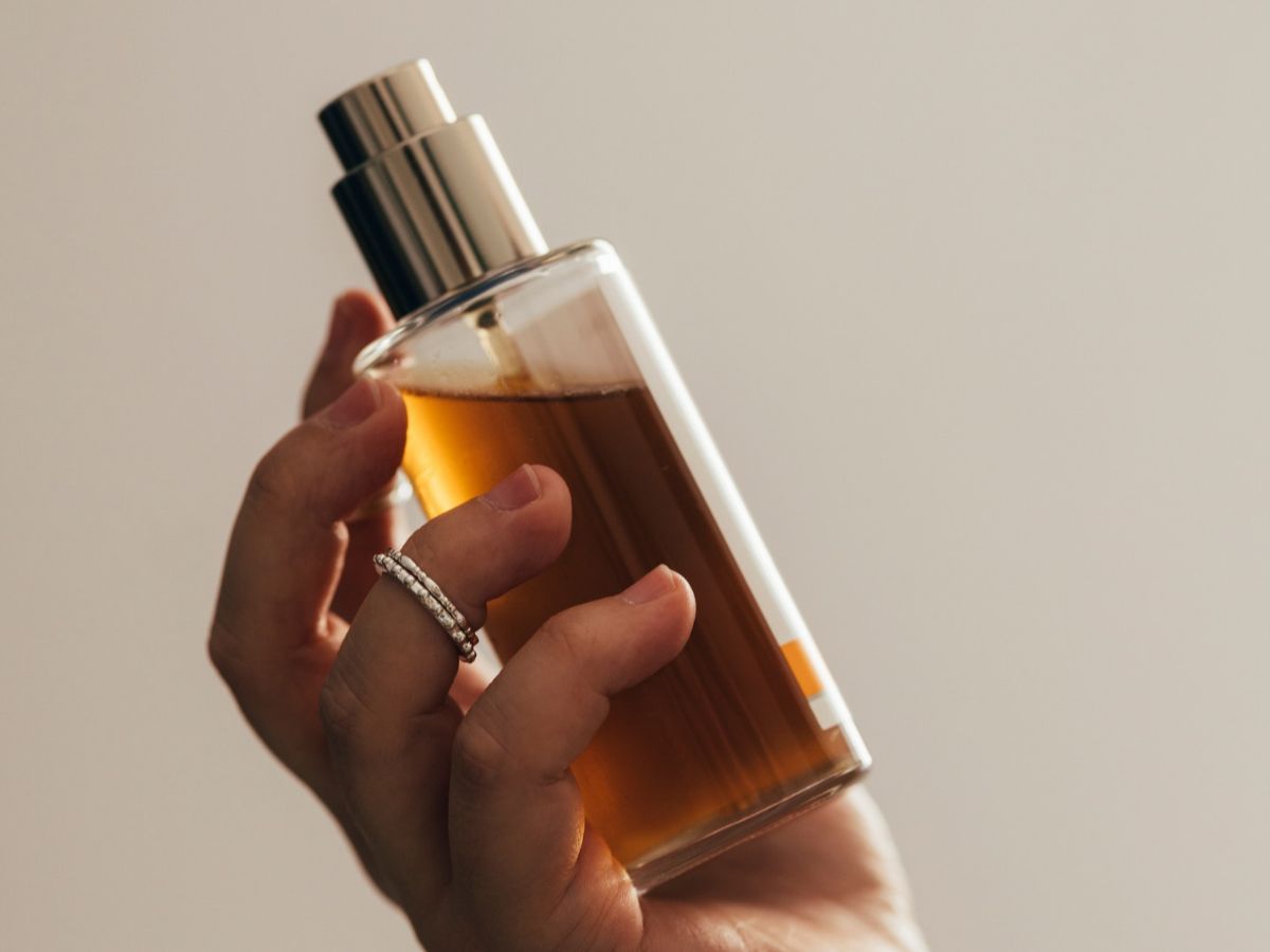 orzechowe perfumy z Zary