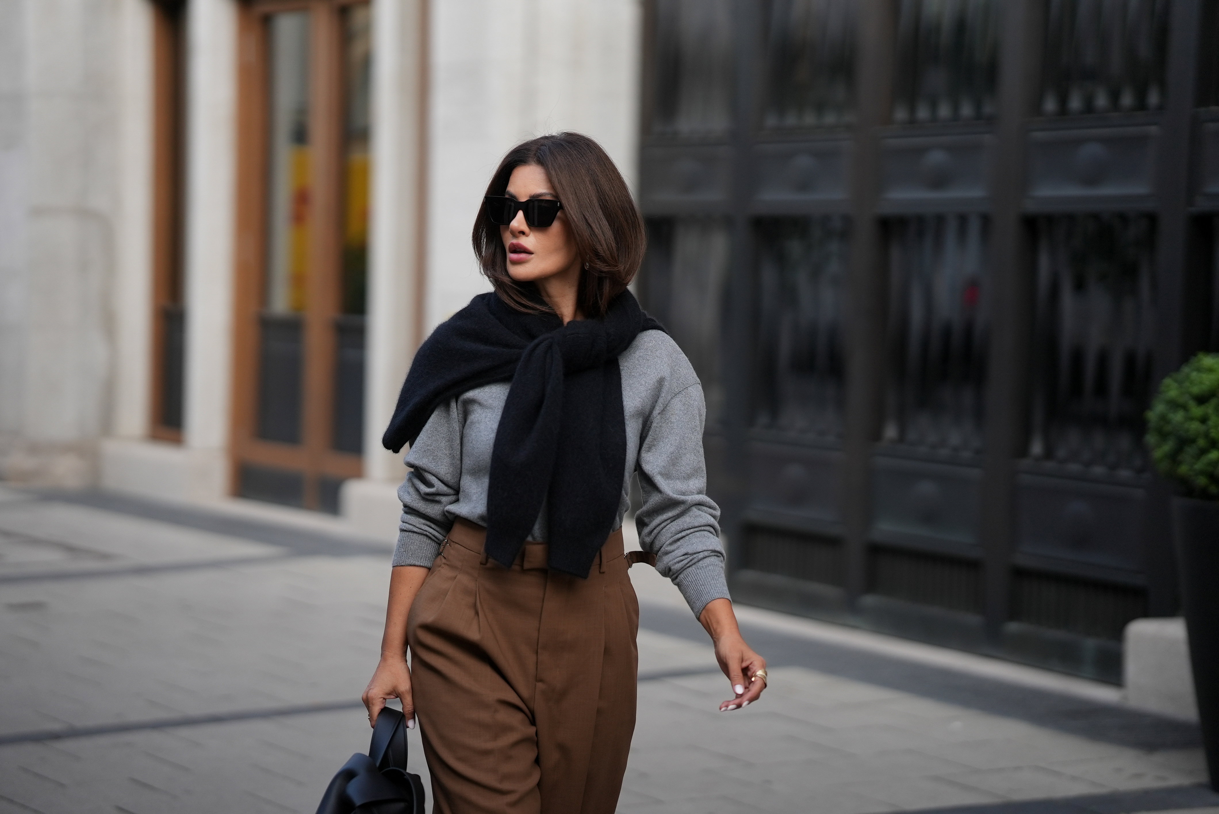 collarbone lob