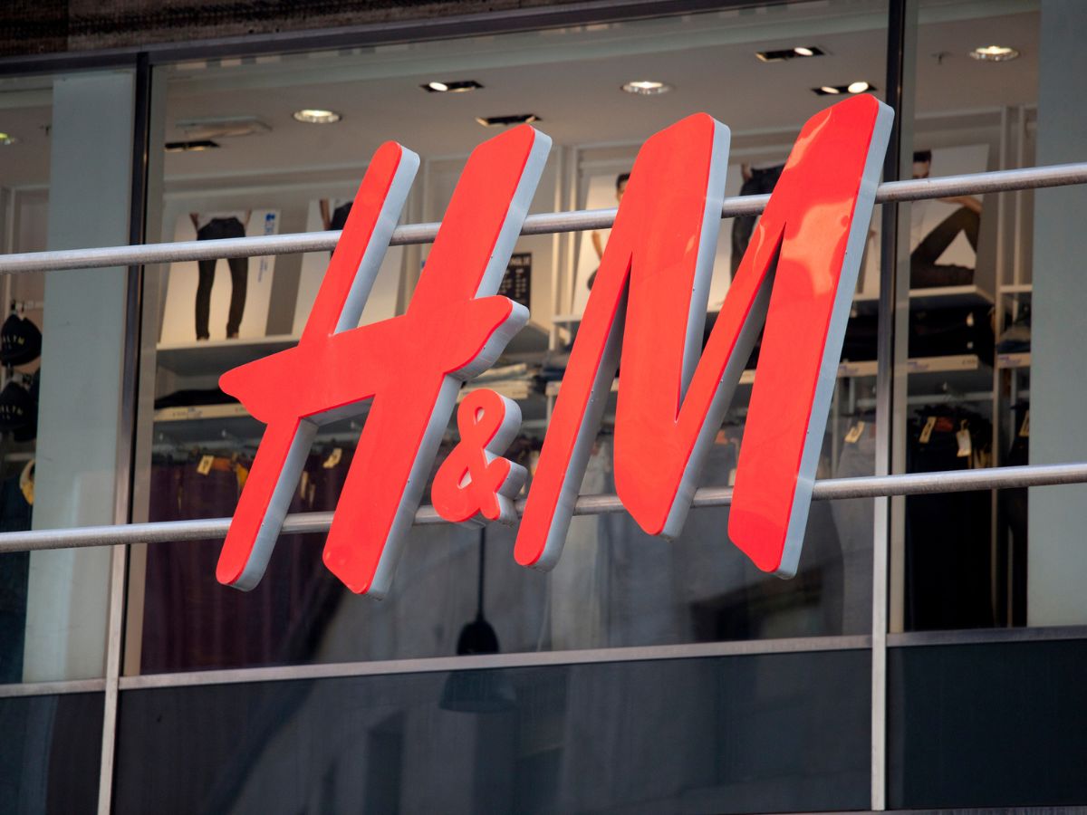 Jesienią 2026 potrzebujesz butów "żeglarskich" z H&M ze 100% zamszu