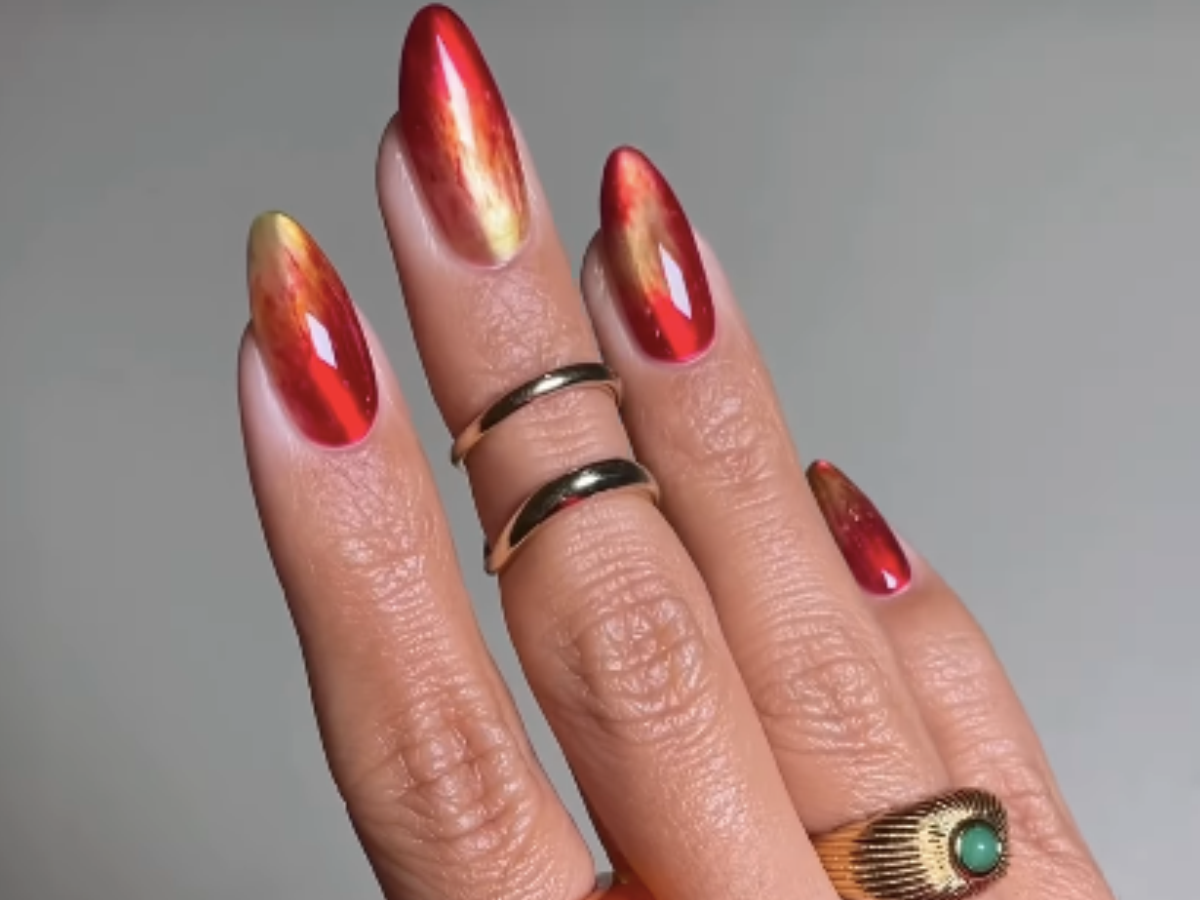 apple opal nails