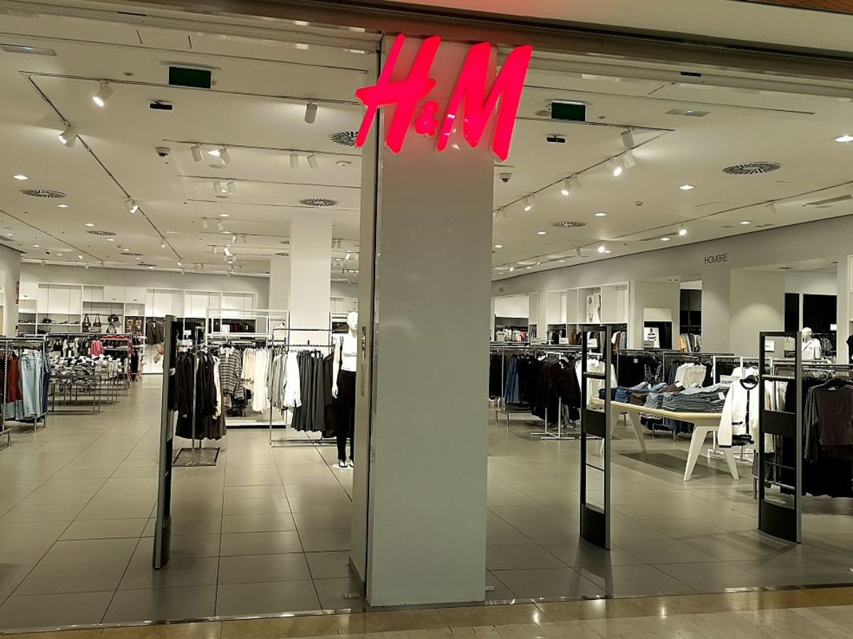 Kaszmirowy ocieplacz na szyję z H&M grzeje jak kocyk