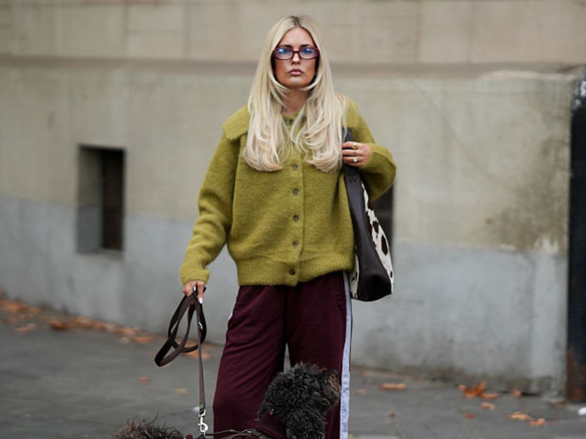 Kaparowy sweter z 55% wełną jest przytulny jak kocyk u babci